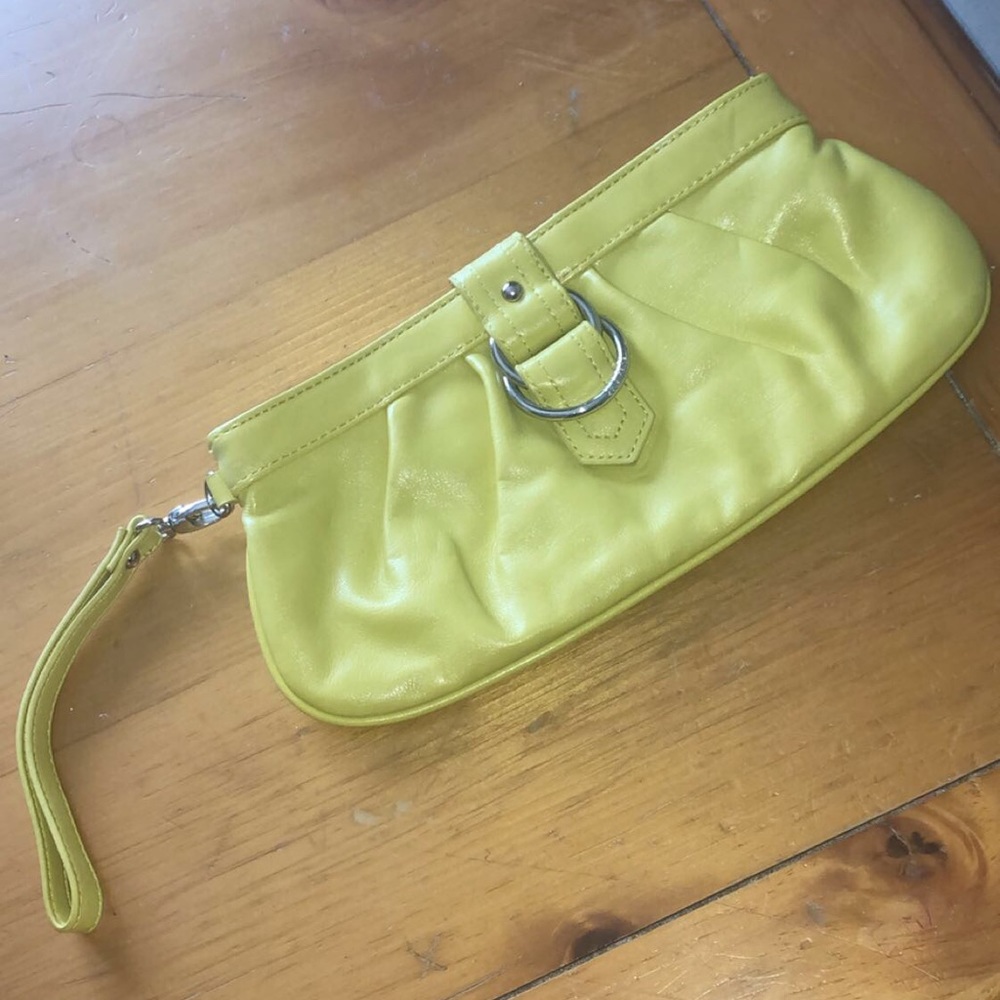 New York and CO wristlet
